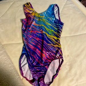 like new gk girls leotard